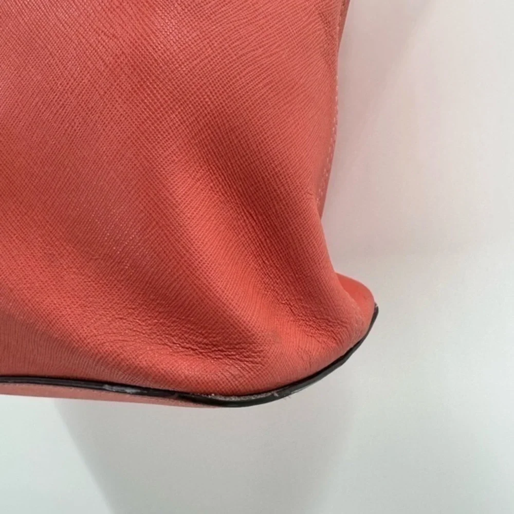MICHAEL Michael Kors‎ Jet Set Zip Top Laptop Leather Shoulder Tote (Watermelon)